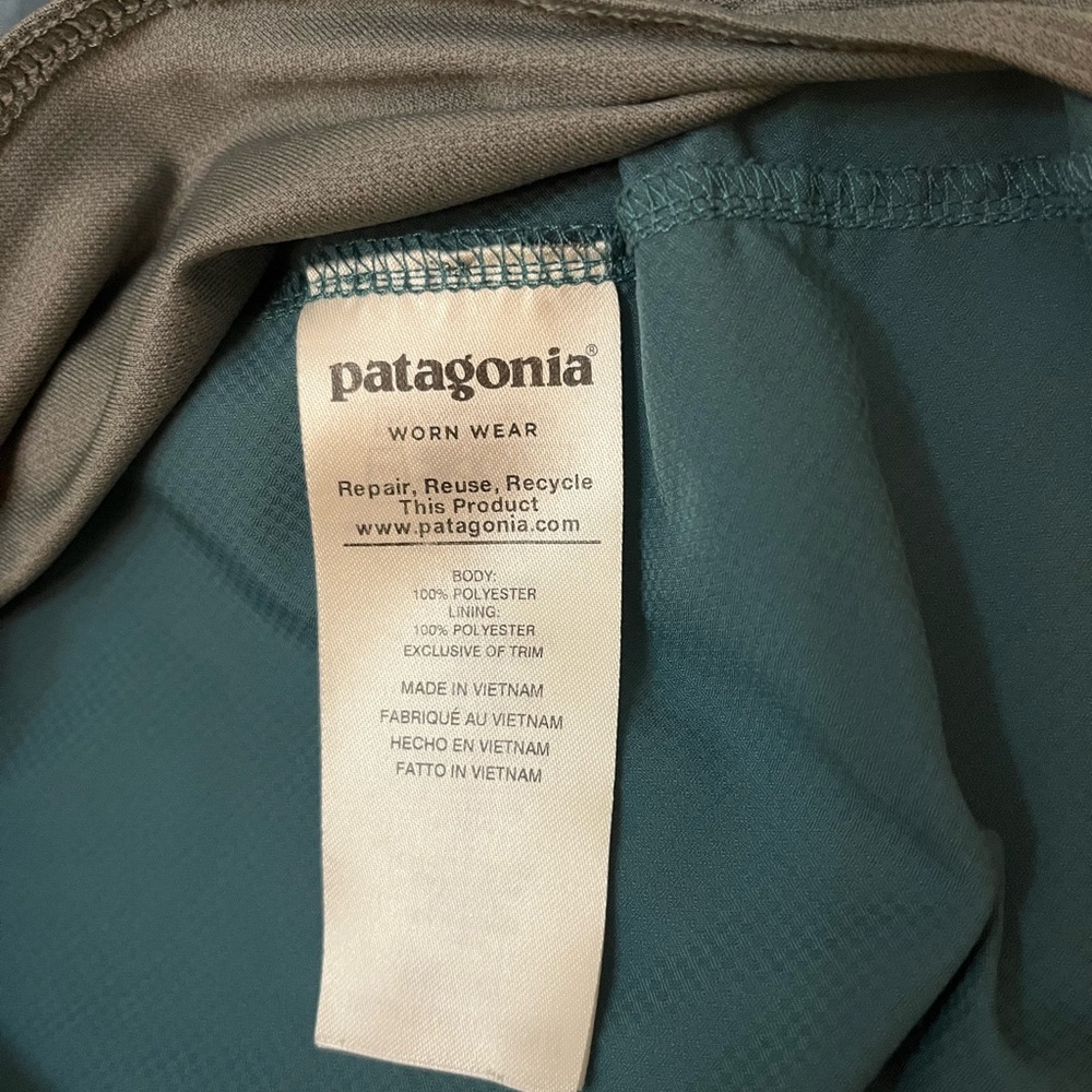 Patagonia women’s running shorts - Picture 3 of 6